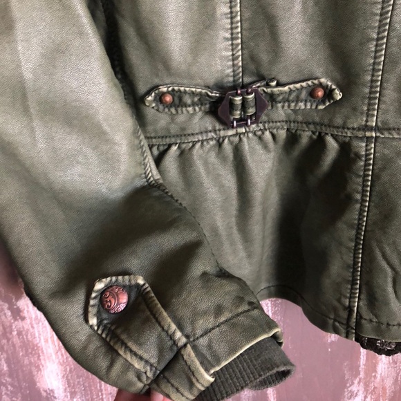 Montana Co Jacket - Picture 7 of 8